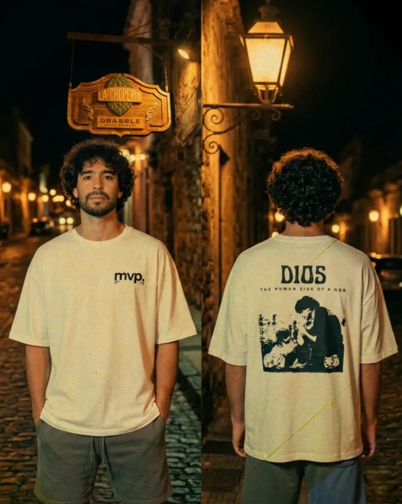 Remera Oversize The Human Side of a God